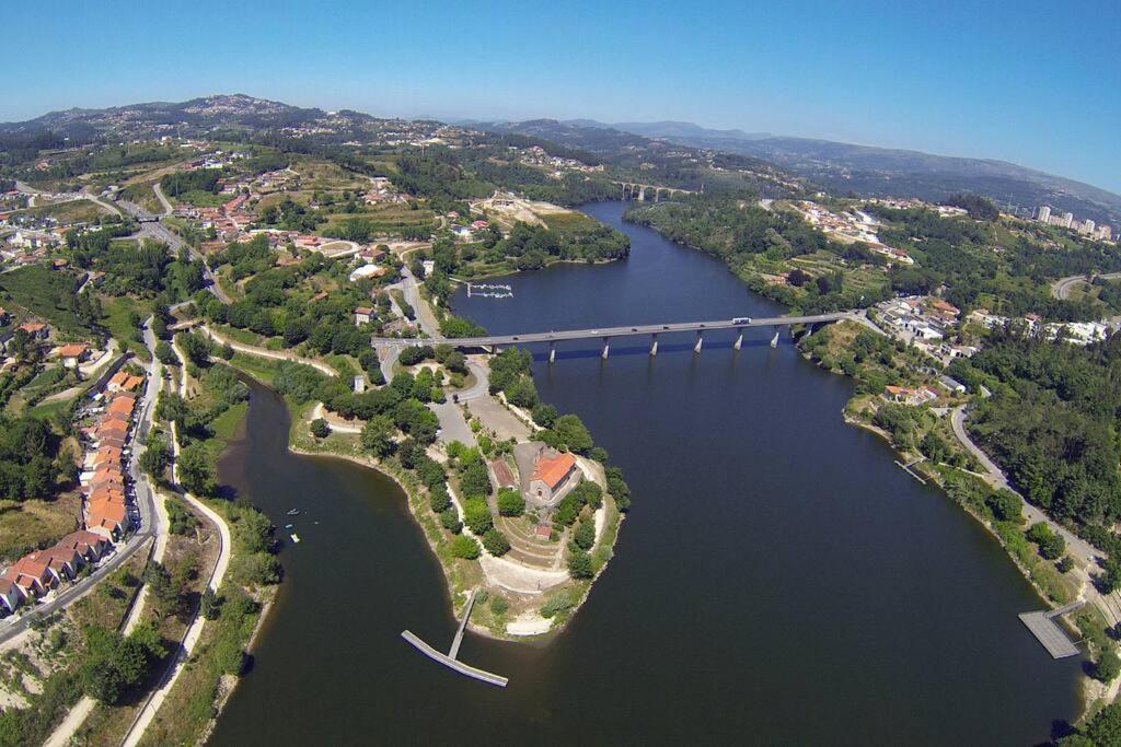 Apartament S. Mamede House - Penafiel Recezinhos Zewnętrze zdjęcie
